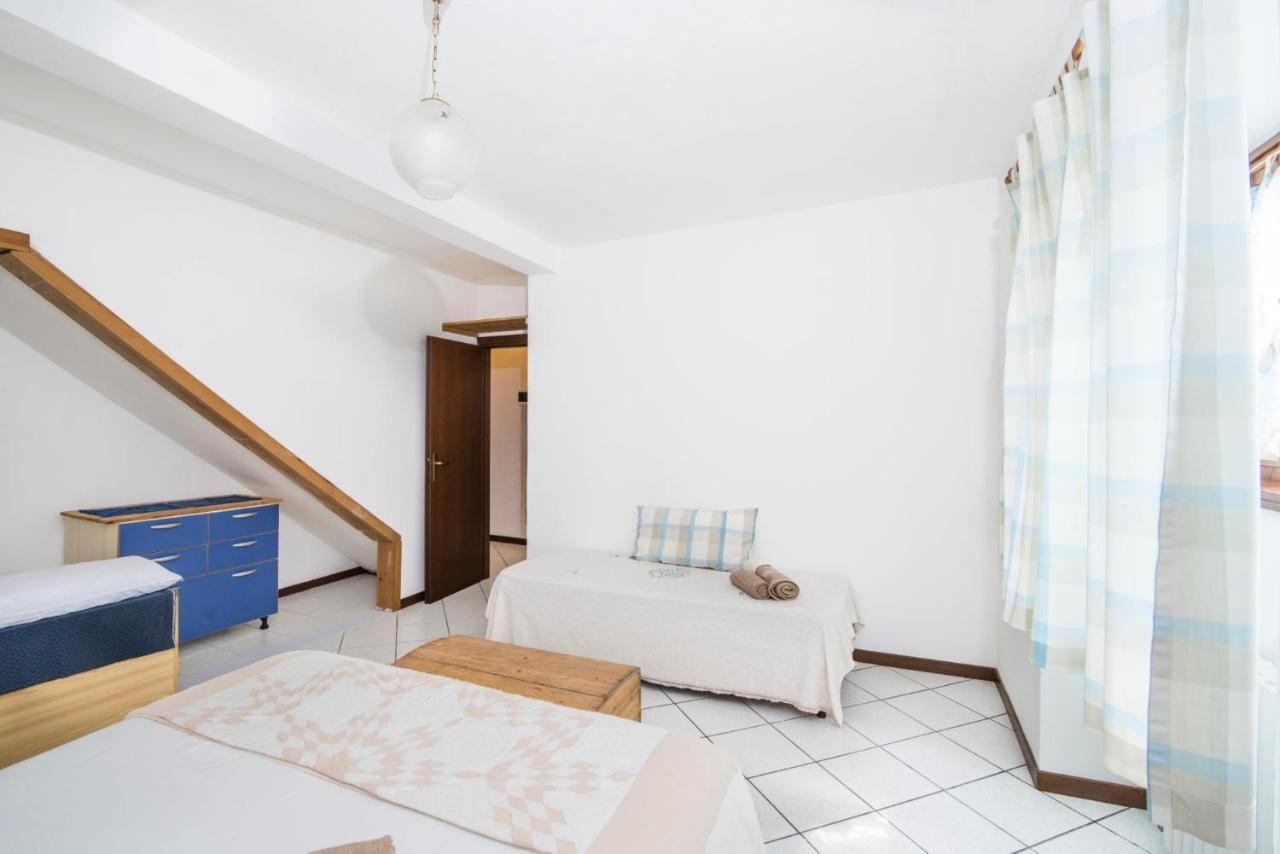 Casa Vacanze Linda Gera Lario Buitenkant foto