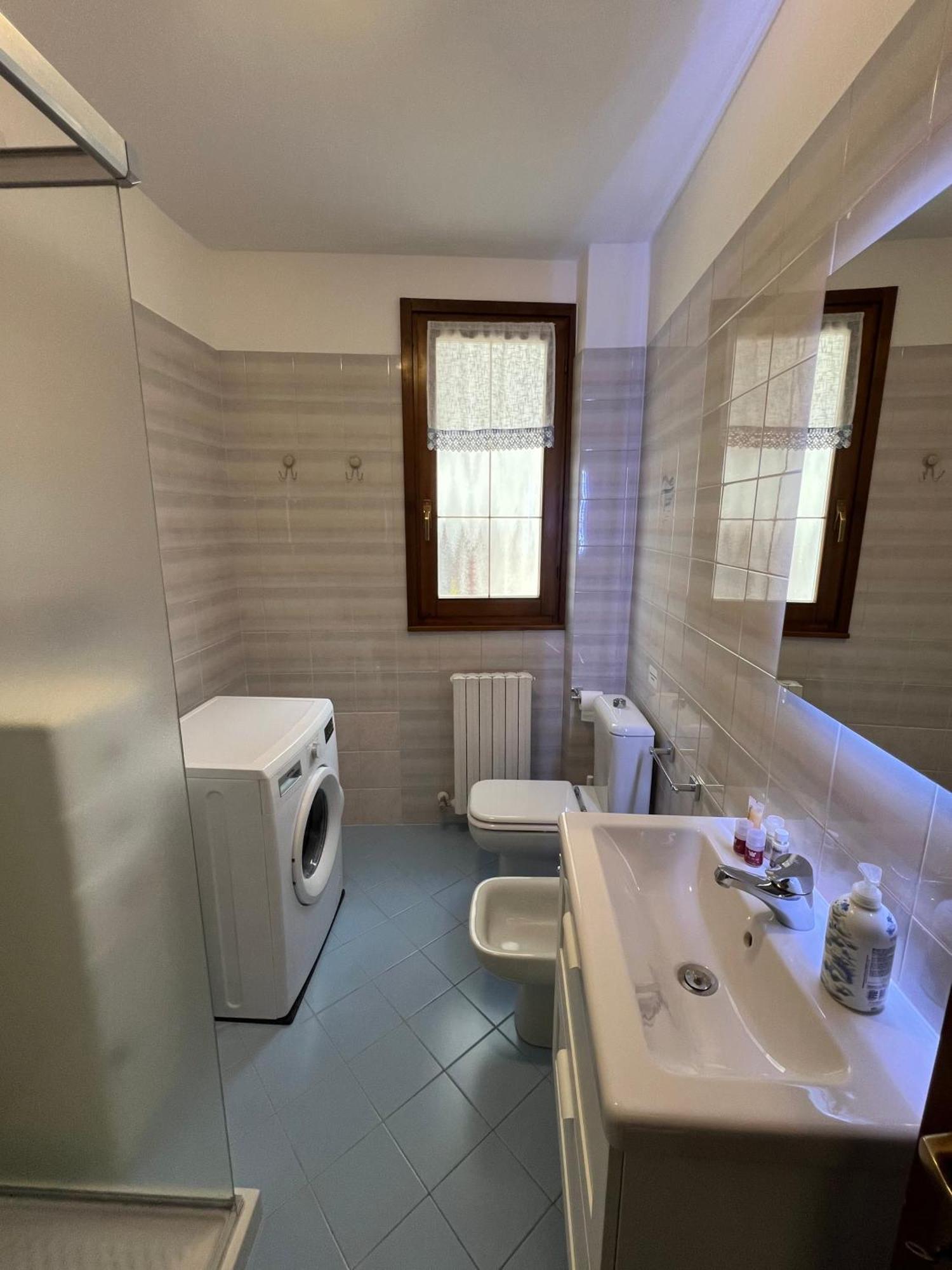 Casa Vacanze Linda Gera Lario Buitenkant foto