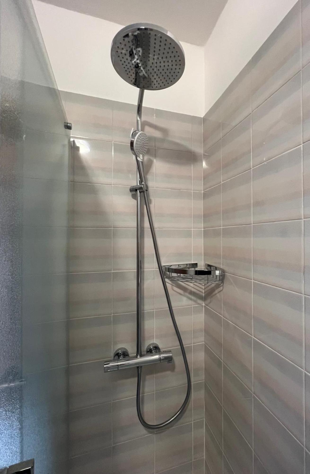 Casa Vacanze Linda Gera Lario Buitenkant foto